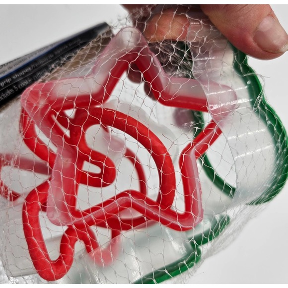 Mainstays Soft Grip Christmas Cookie Cutters Set Of 5 - Picture 6 of 9